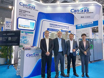 CMEF 2026首日:中成航宇携核心产品赋能医疗诊疗与运营